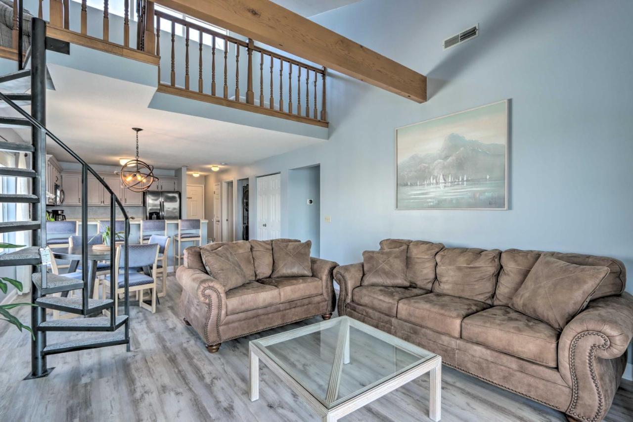 Sunny Osage Beach With Balcony And Lakefront View Exterior foto